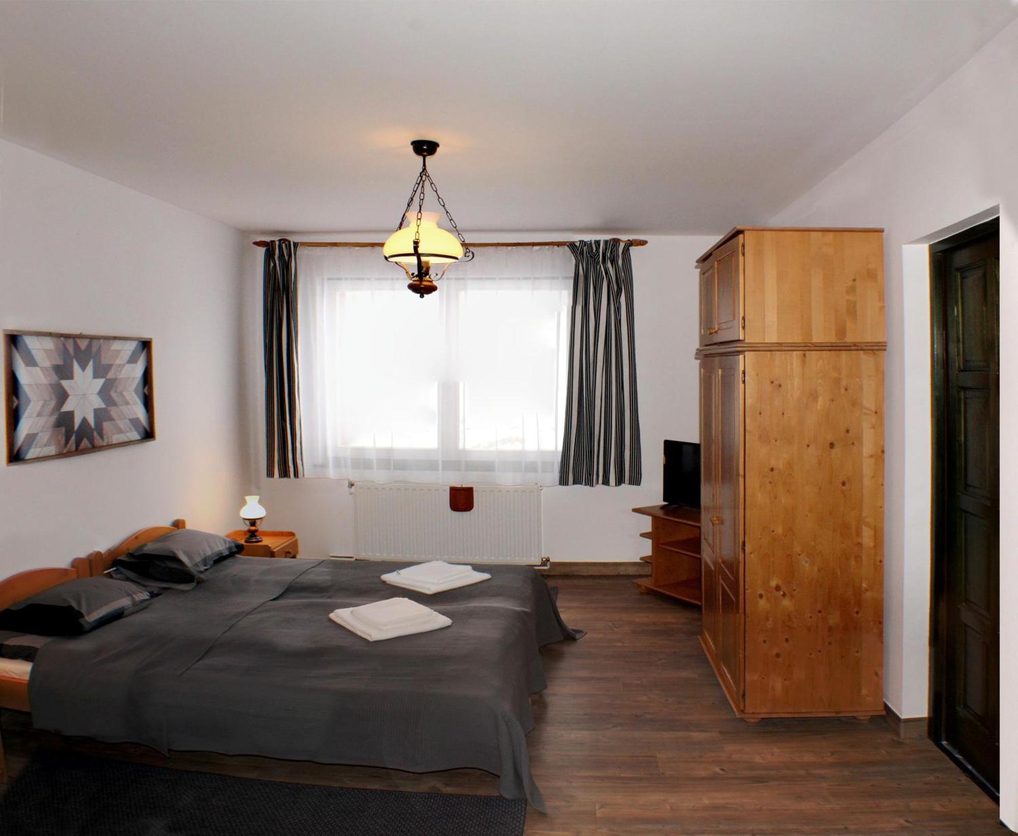 Hotel Sugo Panzio Madarasi Hargita Izvoare  Esterno foto
